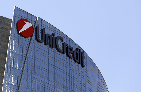 Unicredit, anche certificati Corridor sotto divieto ESMA